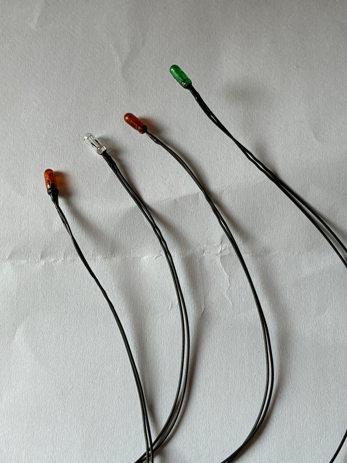 Evemodel Glühbirnchen 3 mm, 12 V, grün – mit 10 cm Kabel